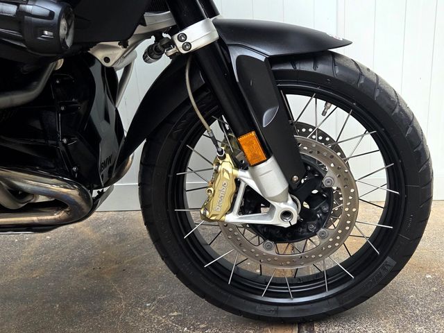 bmw - r-1200-gs-adventure-triple-black