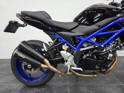 SUZUKI SV 650 N ABS – foto 4