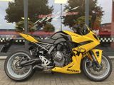 SUZUKI GSX-8R