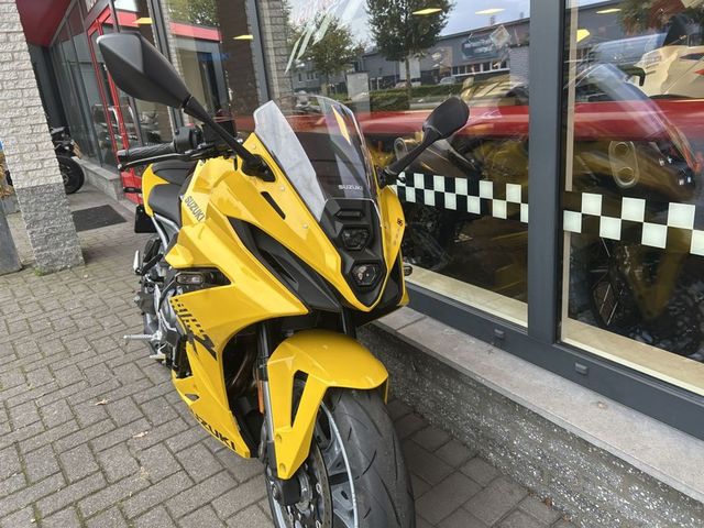 suzuki - gsx-8r