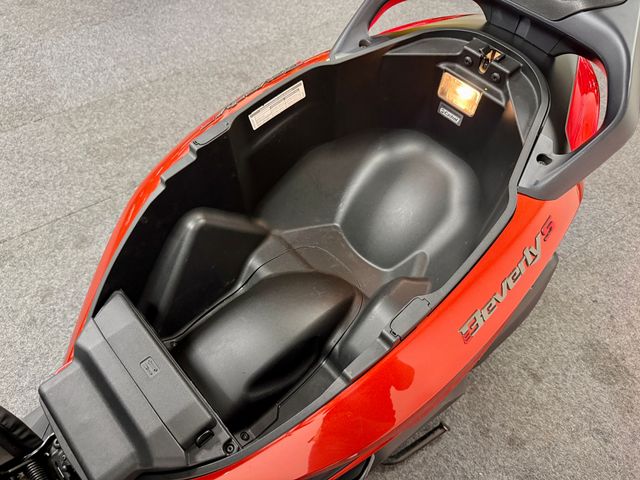 piaggio - beverly-400-s