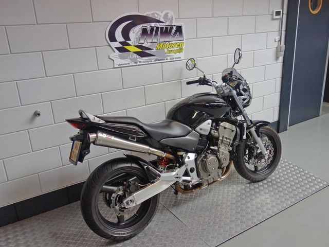 honda - cb-900-f-hornet