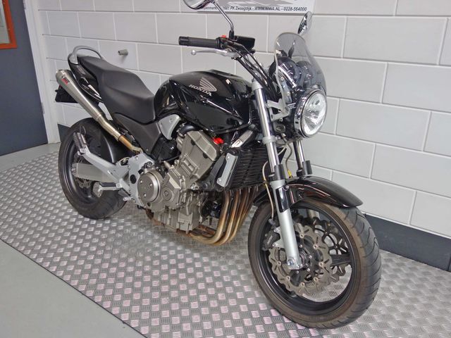 honda - cb-900-f-hornet