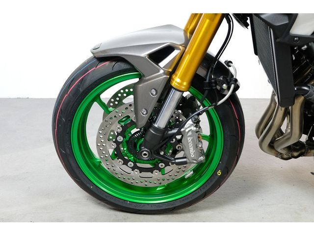 kawasaki - z900-se-performance