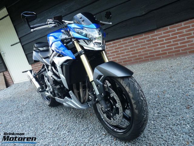 suzuki - gsr-750
