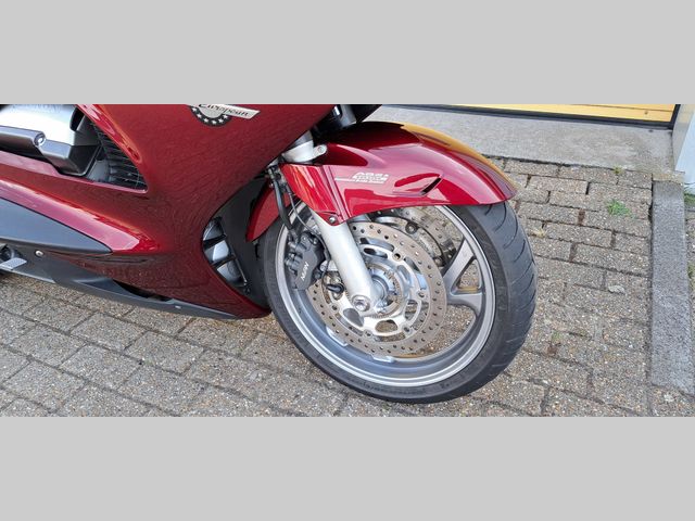honda - st-1300-pan-european-abs