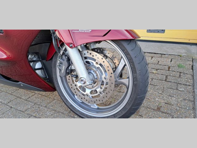 honda - st-1300-pan-european-abs