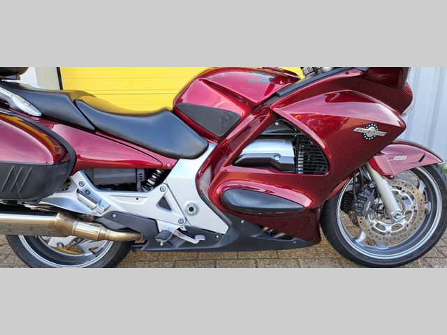 honda - st-1300-pan-european-abs
