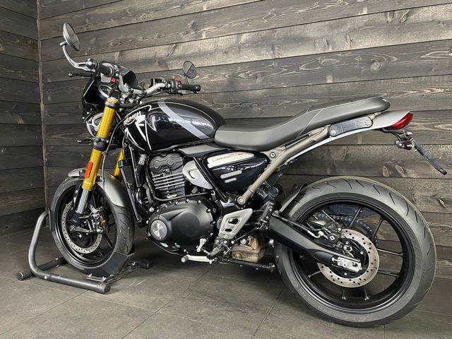 triumph - speed-400