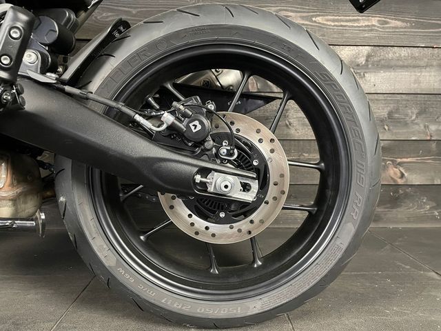 triumph - speed-400