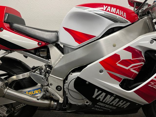 yamaha - yzf-750-r