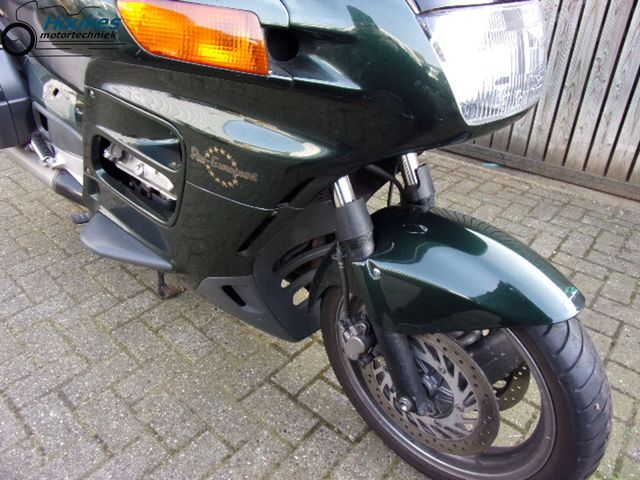 honda - st-1100-pan-european