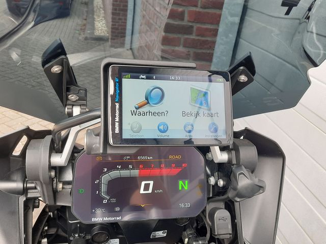 bmw - r-1250-gs-triple-black
