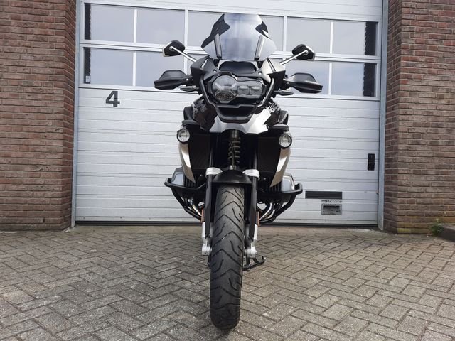bmw - r-1250-gs-triple-black