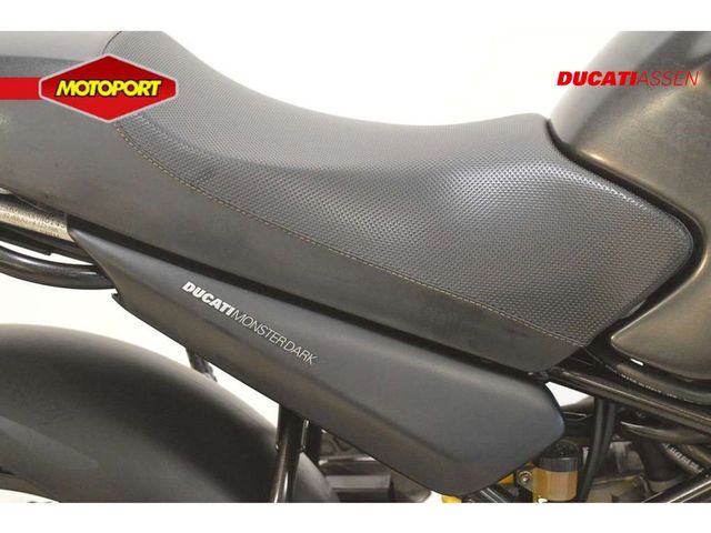 ducati - m-600-dark