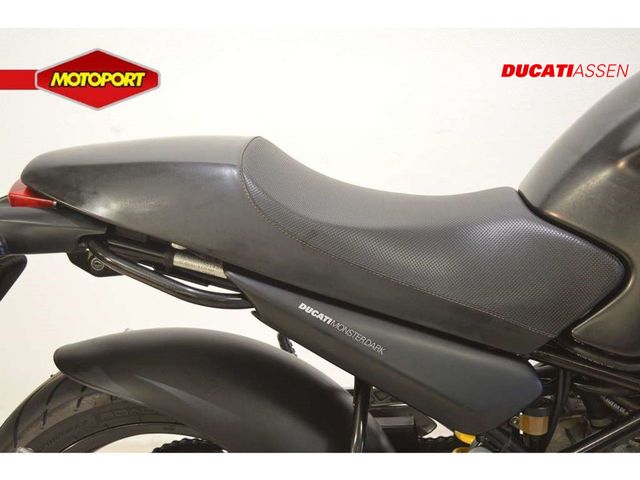 ducati - m-600-dark