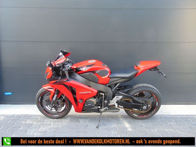 honda - cbr-1000-rr-fireblade