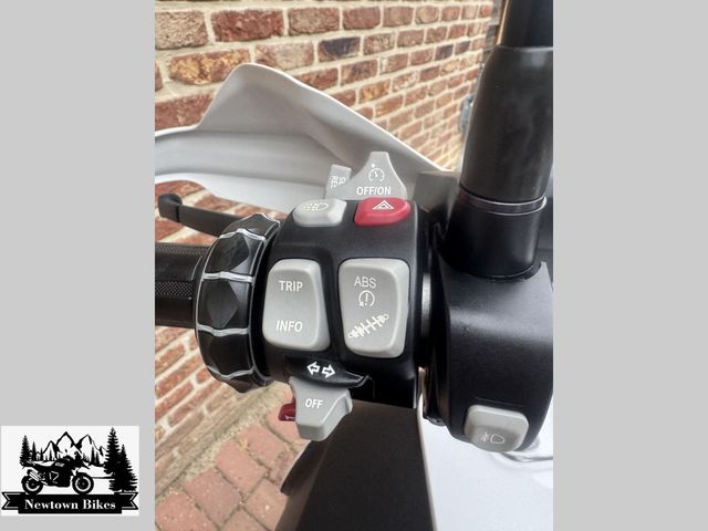 bmw - r-1200-gs-lc-adventure