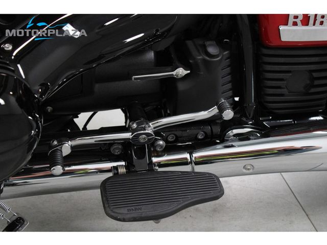 bmw - r-18-classic