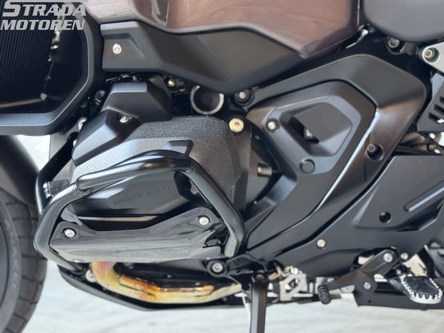 bmw - r-1300-gs-adventure-triple-black