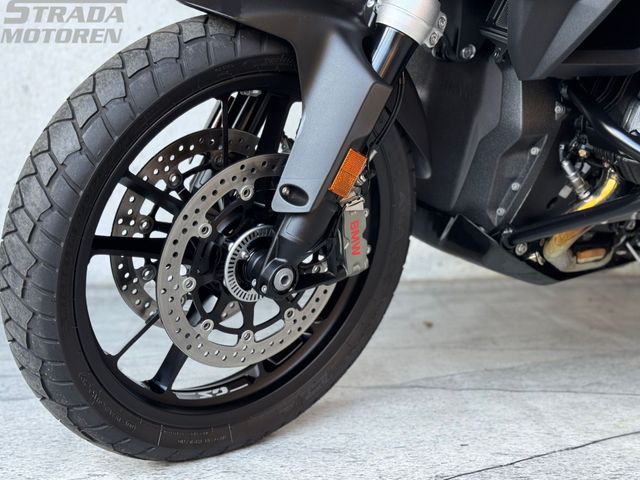 bmw - r-1300-gs-adventure-triple-black