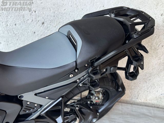 bmw - r-1300-gs-adventure-triple-black