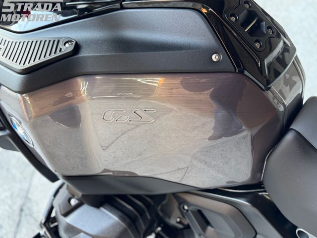 bmw - r-1300-gs-adventure-triple-black