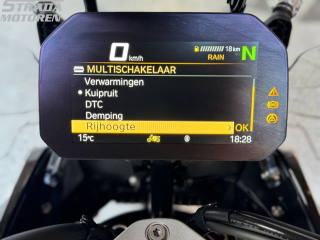 bmw - r-1300-gs-adventure-triple-black