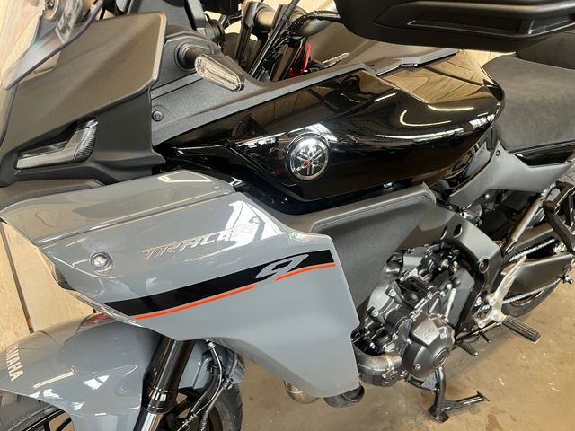 yamaha - tracer-9