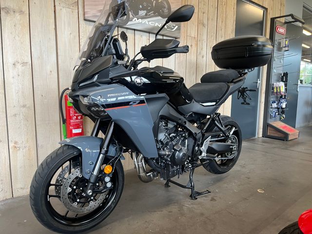 yamaha - tracer-9