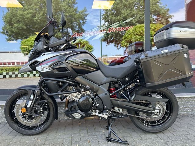 suzuki - v-strom-1000-xta-adventure
