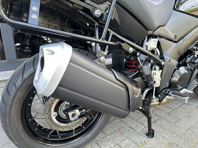 suzuki - v-strom-1000-xta-adventure