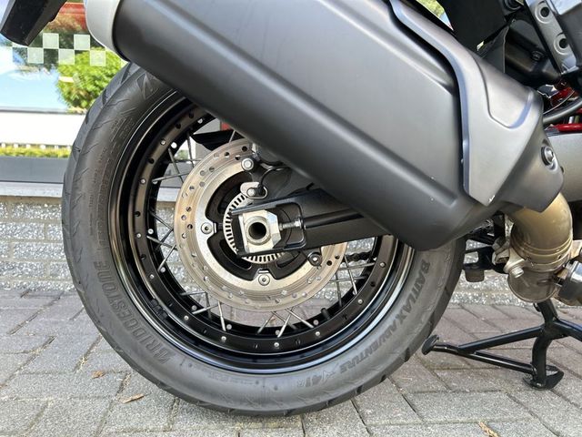 suzuki - v-strom-1000-xta-adventure