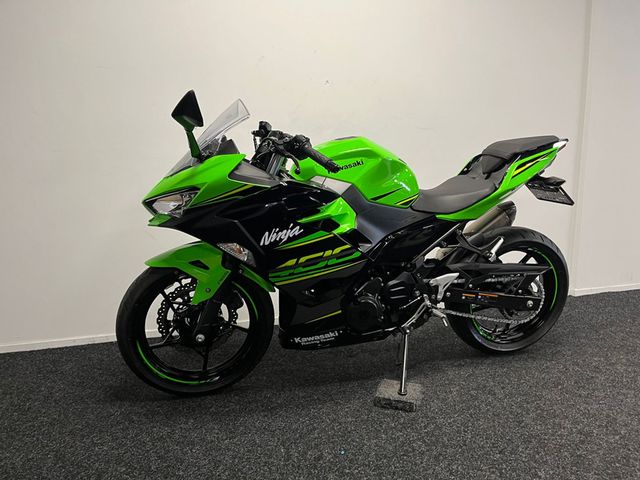 kawasaki - ninja-400