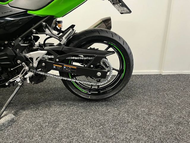 kawasaki - ninja-400