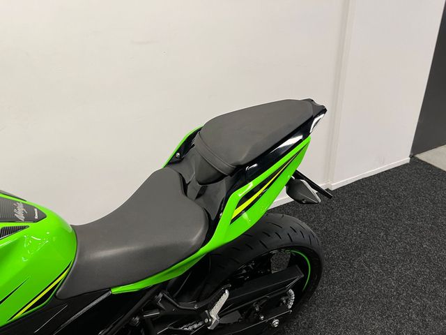 kawasaki - ninja-400