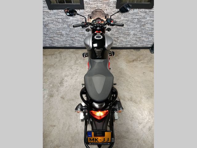 suzuki - sfv-650-gladius-abs