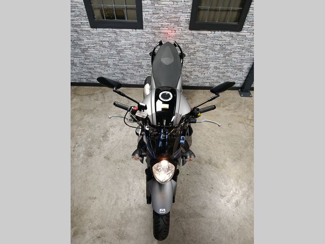 suzuki - sfv-650-gladius-abs