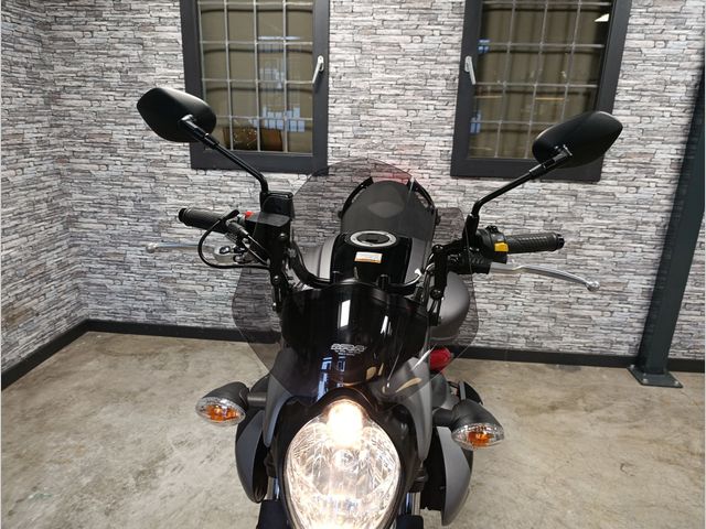 suzuki - sfv-650-gladius-abs