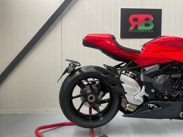 mv-agusta - superveloce-800