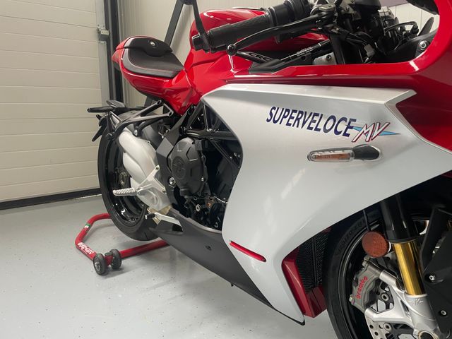 mv-agusta - superveloce-800