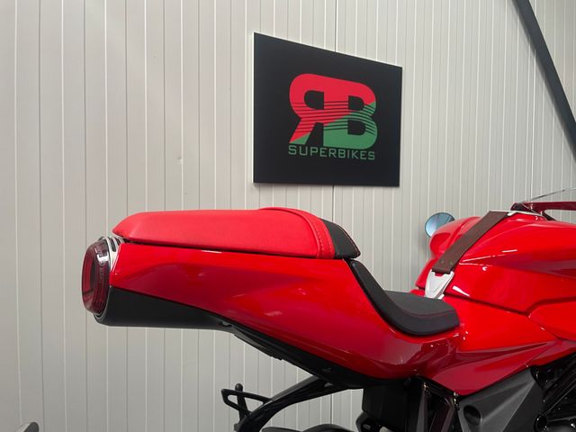mv-agusta - superveloce-800