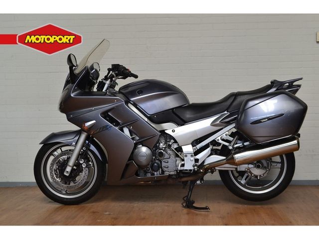 yamaha - fjr-1300