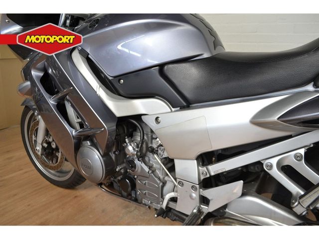 yamaha - fjr-1300