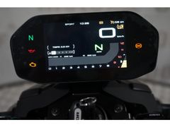 Qjmotor SRK 800 Siver/RED 2026 nieuw – foto 3 van 20