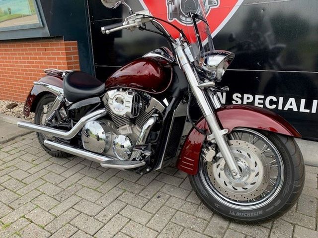 honda - vtx-1300