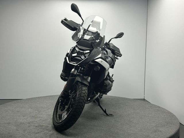 bmw - r-1300-gs
