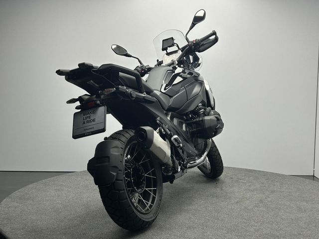 bmw - r-1300-gs