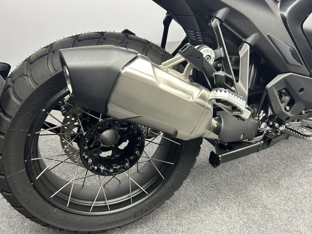 bmw - r-1300-gs