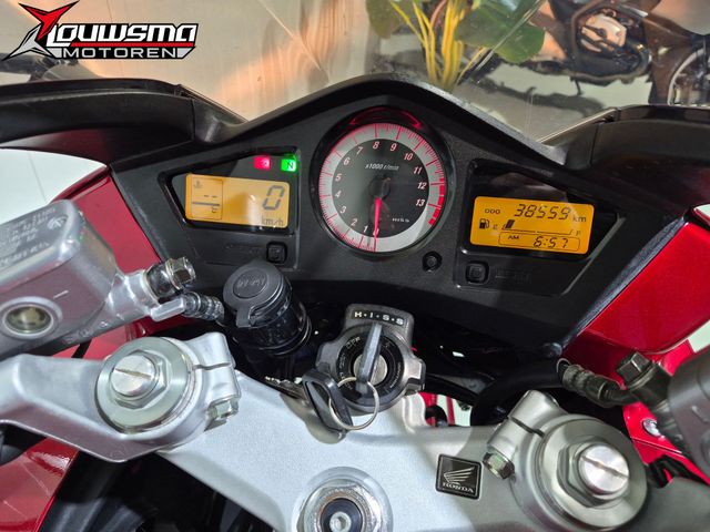 honda - vfr-800-fi-vtec